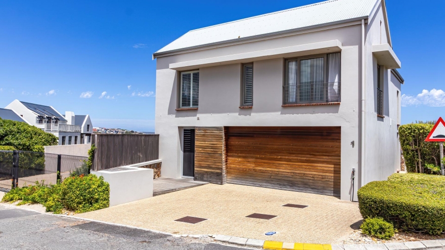 3 Bedroom Property for Sale in De Kelders Western Cape